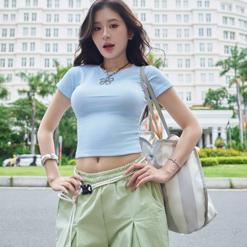 Blue Crop Top & Mint Pants – Fresh Urban Look
